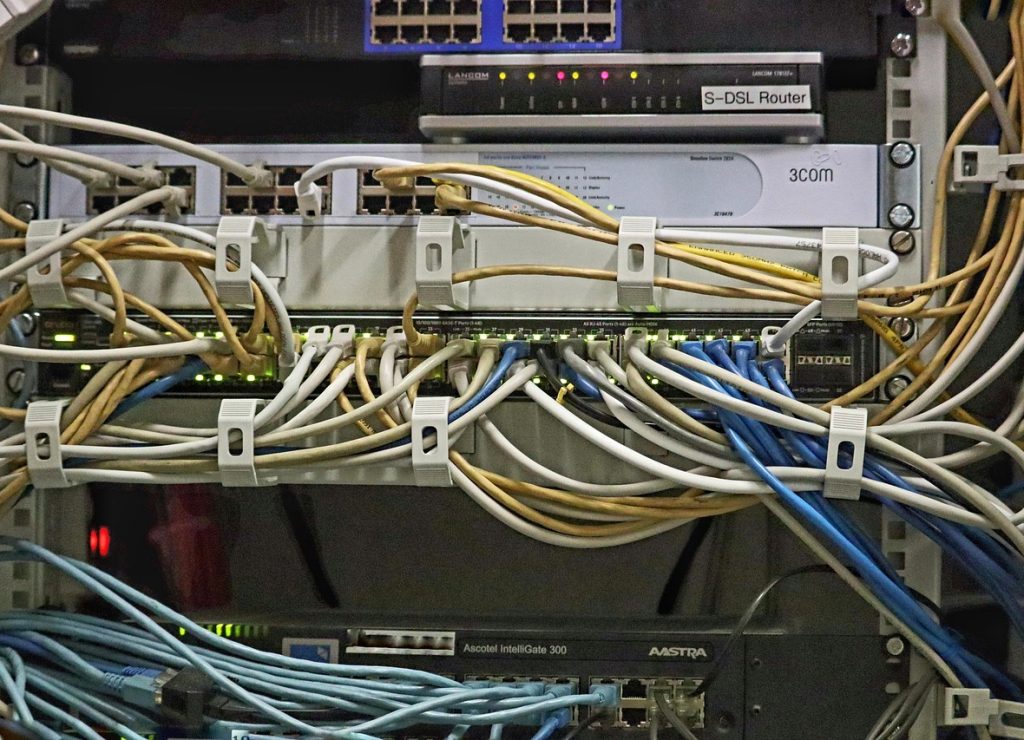 server-7014602_1280